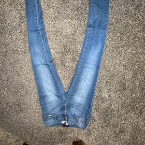 Celebrity Pink - stretchy and comfy skinny jeans 7/28